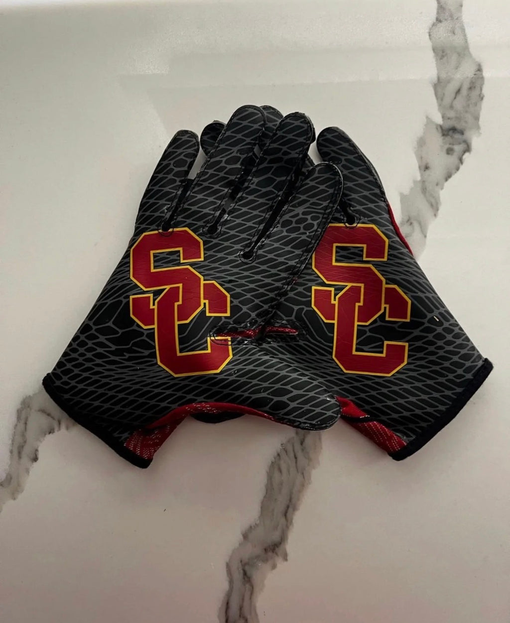 USC GLOVES™